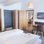 Pensjonat Central B&B Obertauern 3*