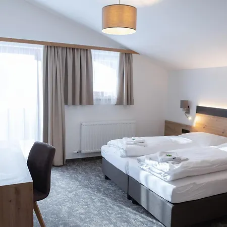 Guest house Central B&B Obertauern 3*