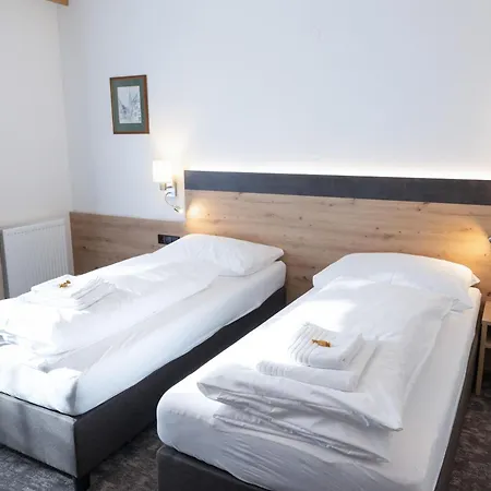 Central B&B Obertauern Guest house
