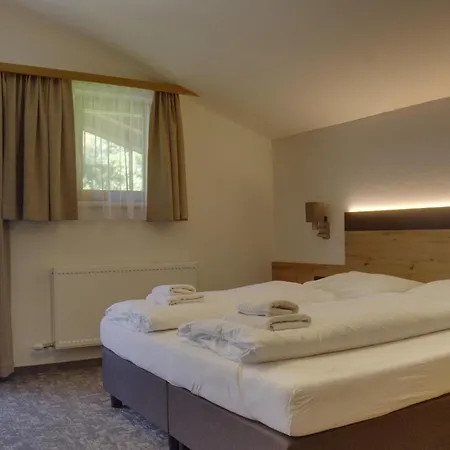 Guest house Central B&B Obertauern 3*
