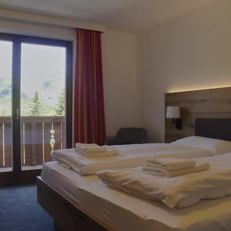 Guest house Central B&B Obertauern 3*