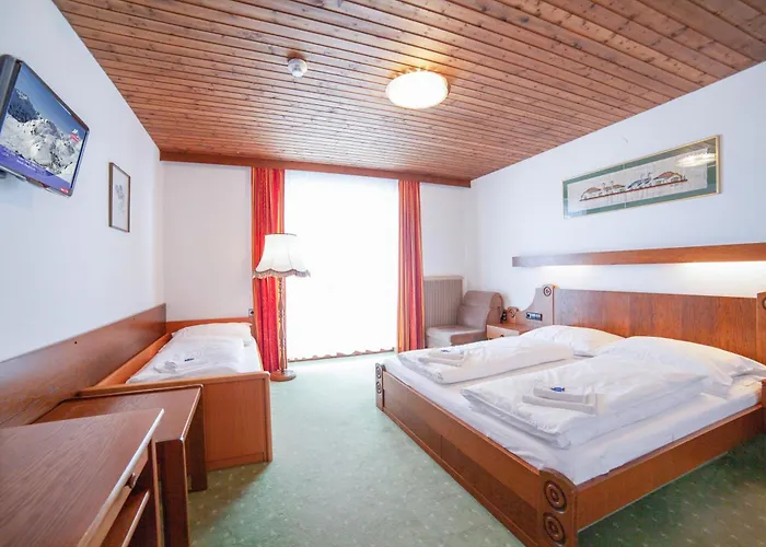 Central B&B Obertauern Guest house 3*