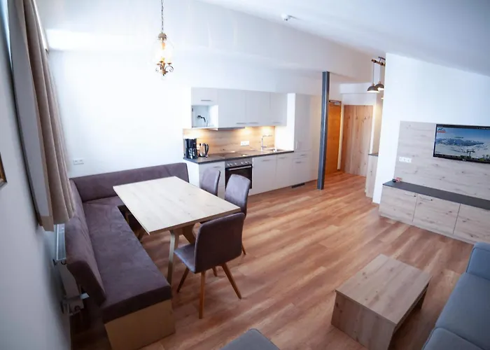 Guest house Central B&B Obertauern 3*